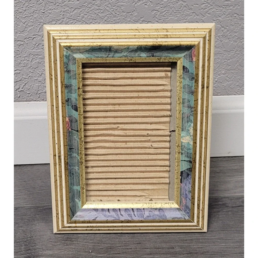Fetco 6 x 4 Photo Frame Green/Purple/Multi-color Border
